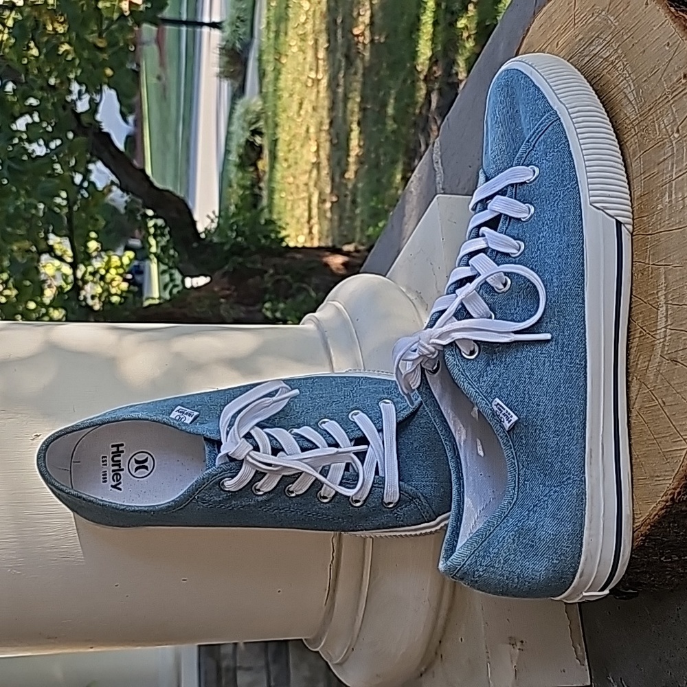 Hurley Sneakers